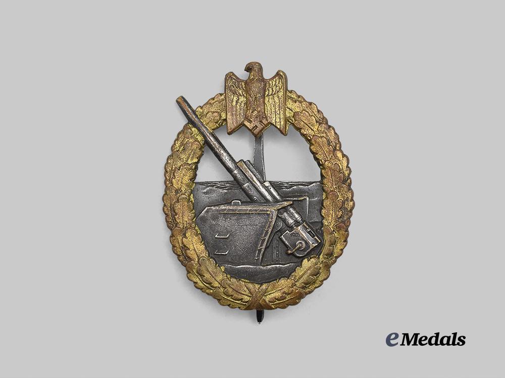 germany,_kriegsmarine._a_coastal_artillery_war_badge,_by_schwerin_e_medals__g61050_2