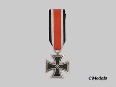 Germany, Wehrmacht. A 1939 Iron Cross II Class, Lug Variant, by Wächtler & Lange