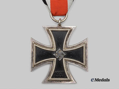 germany,_wehrmacht._a1939_iron_cross_i_i_class,_lug_variant,_by_wächtler&_lange_e_medals__g61053_3