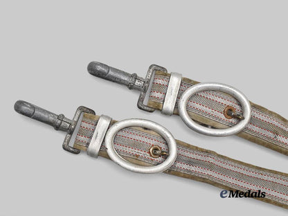 germany,_d_r_k._a_rare_leader’s_dagger_hanger_e_medals__g61059_7