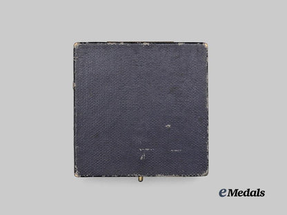 germany,_luftwaffe._a_case_for_a_pilot’s_badge,_early-_to_mid-_war_example_e_medals__g61070_5