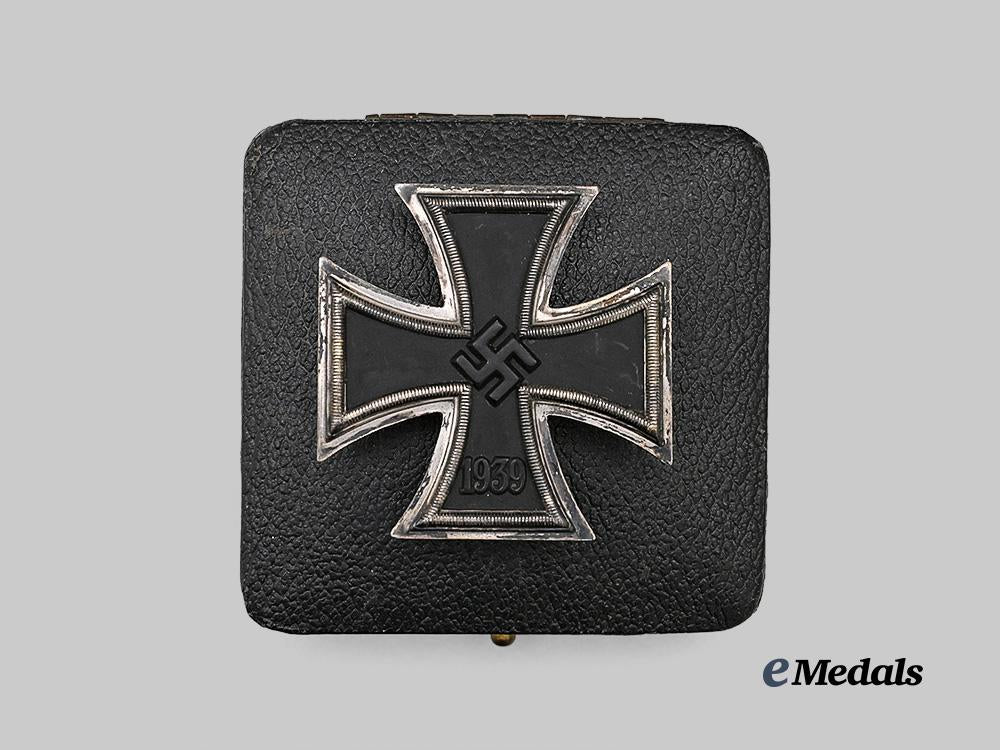 germany,_wehrmacht._a1939_iron_cross_i_class,_with_case,_by_c._f._zimmermann_e_medals__g61072_4