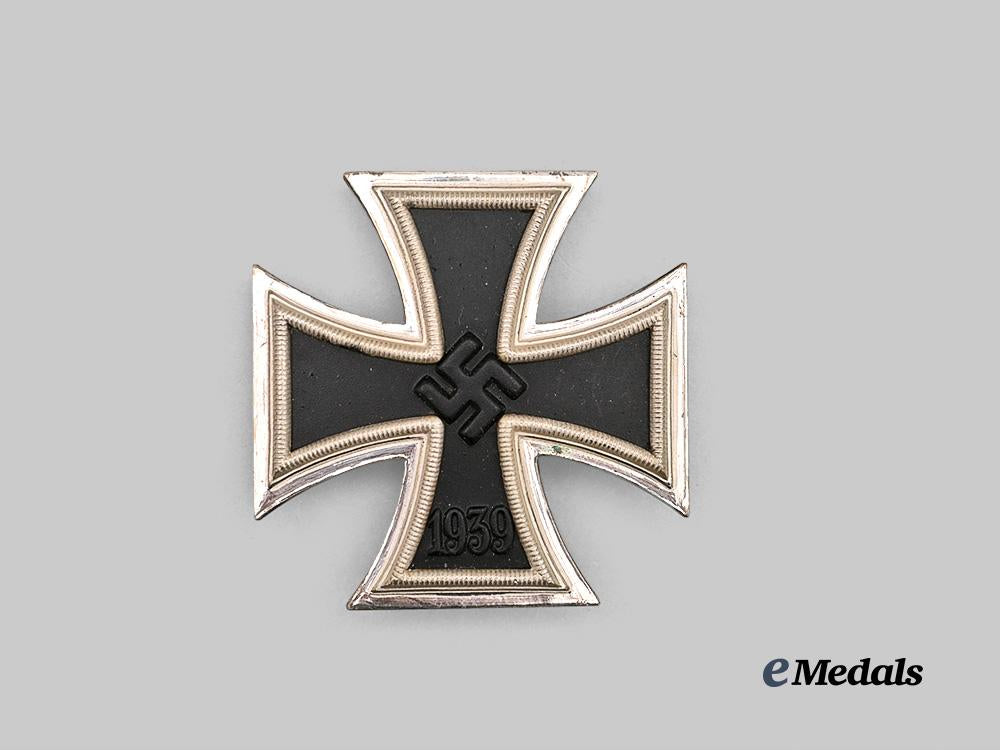 germany,_wehrmacht._a_mint1939_iron_cross_i_class,_with_case,_by_wilhelm_deumer_e_medals__g61074_5