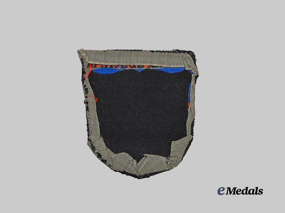 germany,_heer._an_azerbaijani_legion_sleeve_shield,_second_pattern_e_medals__g61078_3