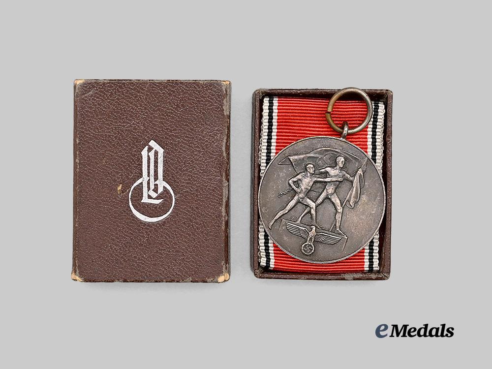 germany,_third_reich._an_anschluss_medal,_with_l_d_o_case_e_medals__g61080_3