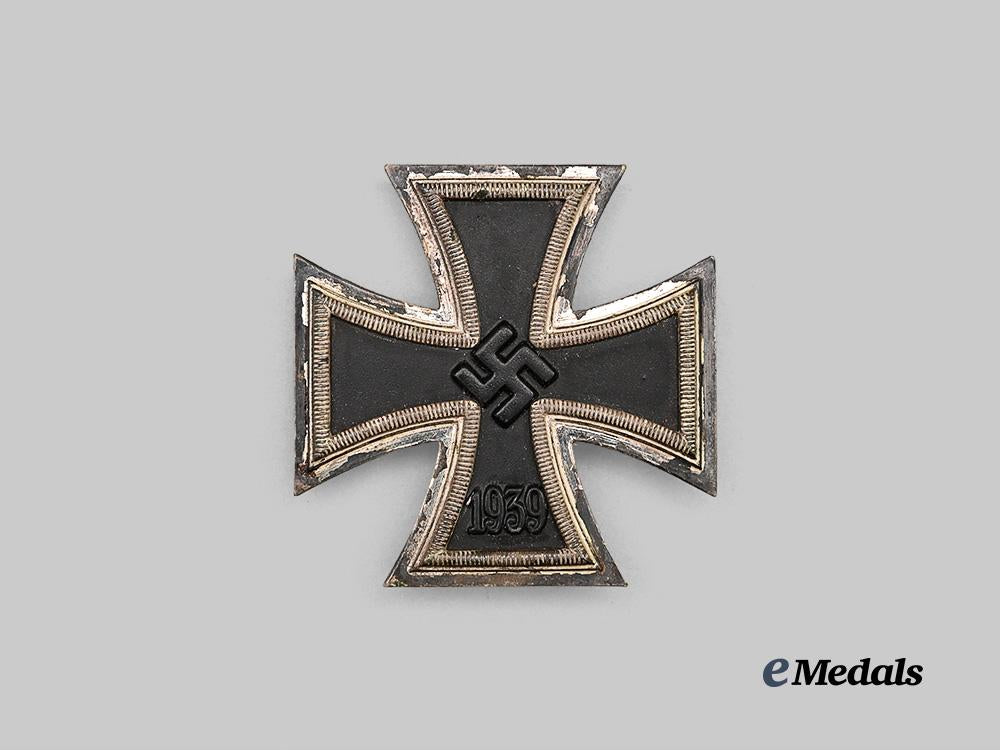 germany,_wehrmacht._a1939_iron_cross_i_class,_with_case,_by_b._h._mayer_e_medals__g61087_5