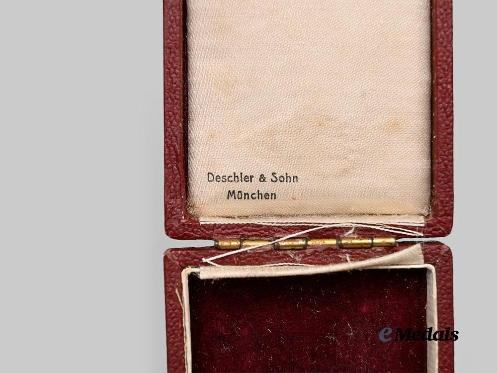 germany,_third_reich._a_sudetenland_medal,_with_prague_castle_bar_and_case,_by_deschler&_sohn_e_medals__g61090_4