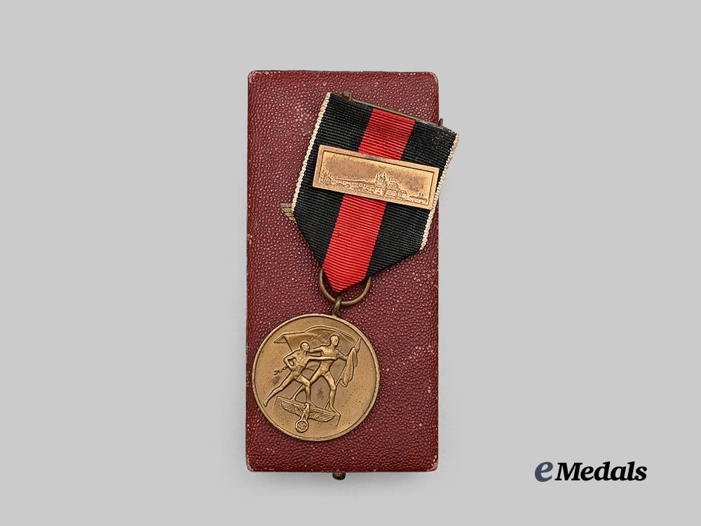 germany,_third_reich._a_sudetenland_medal,_with_prague_castle_bar_and_case,_by_deschler&_sohn_e_medals__g61090_5