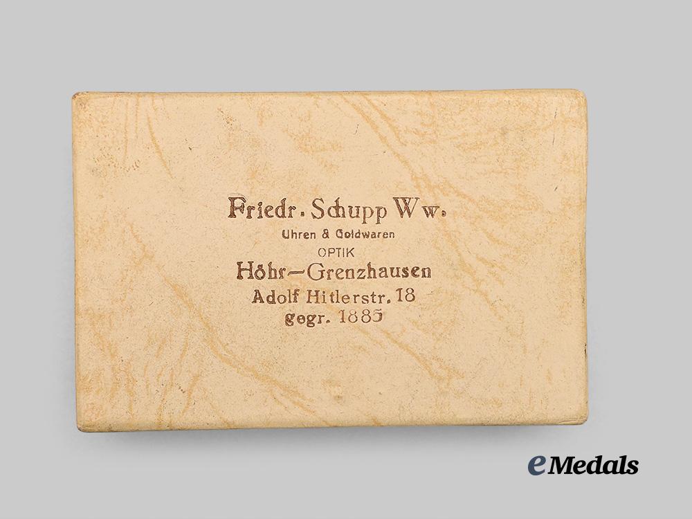 germany,_kriegsmarine._a_high_seas_fleet_badge,_with_period_case,_variation1_by_steinhauer&_lück_e_medals__g61093_2