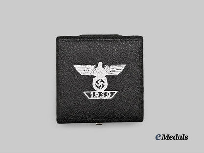 germany,_wehrmacht._a_mint1939_clasp_to_the_iron_cross_i_class,_with_case,_by_eugen_schmidhäussler_e_medals__g61097_4