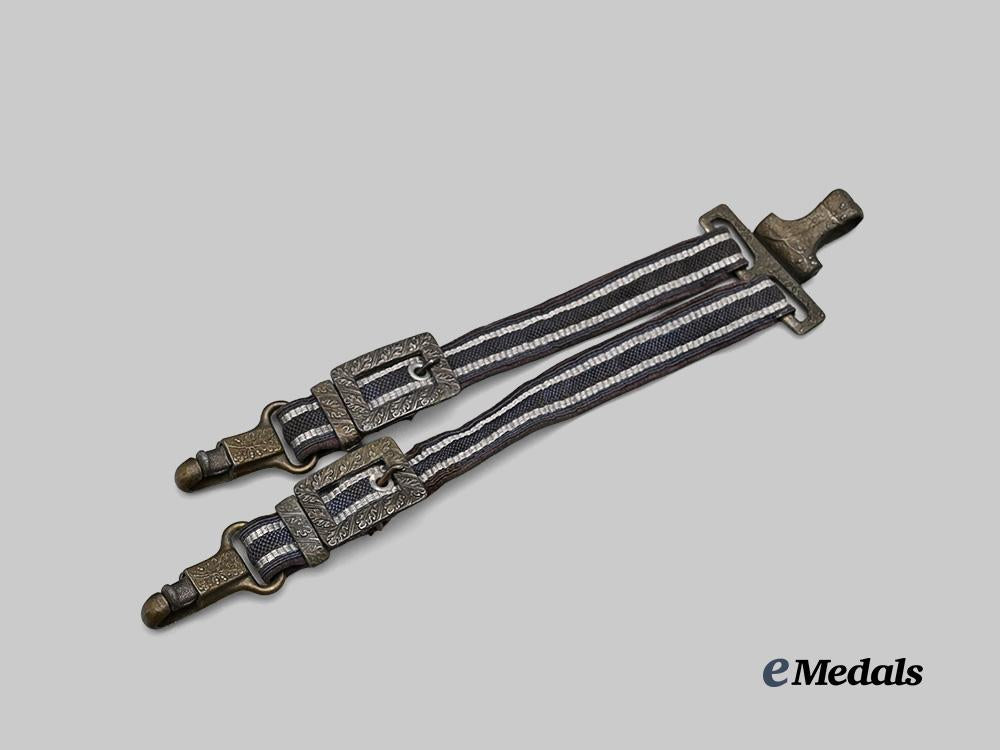 germany,_luftwaffe._a_general’s_dagger_hanger,_by_wilhelm_deus_e_medals__g61101_2