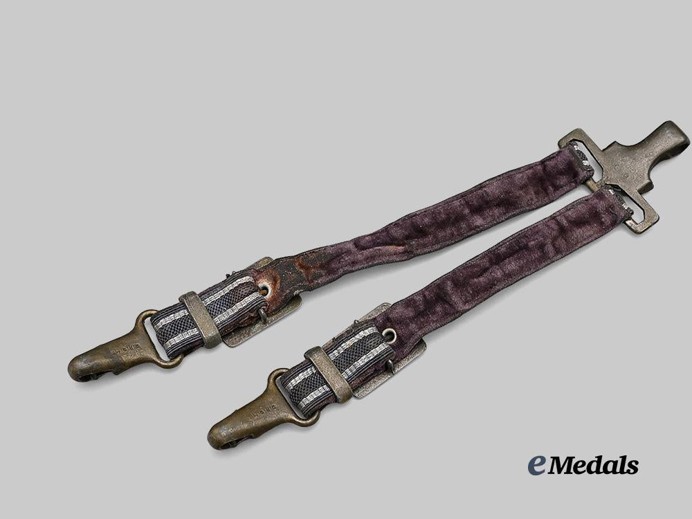 germany,_luftwaffe._a_general’s_dagger_hanger,_by_wilhelm_deus_e_medals__g61101_4