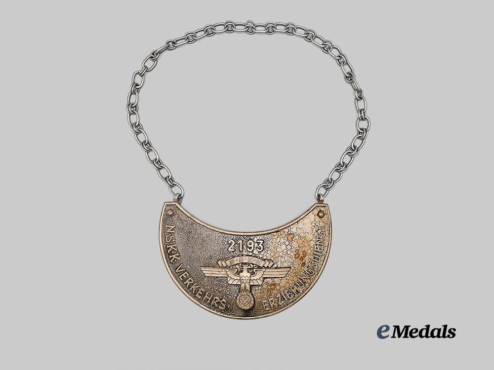 germany,_n_s_k_k._a_traffic_education_service_gorget_e_medals__g61102_2