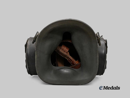 germany,_wehrmacht._a_model38_horse_and_mule_gas_mask,_with_case,_by_drägerwerk_e_medals__g61104_7
