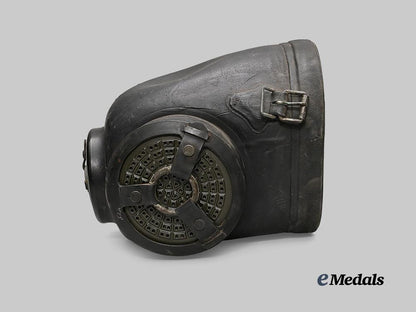 germany,_wehrmacht._a_model38_horse_and_mule_gas_mask,_with_case,_by_drägerwerk_e_medals__g61104_9