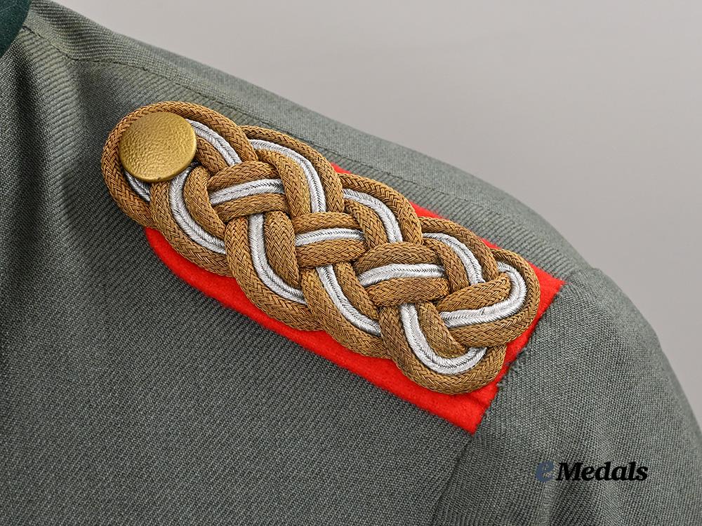 germany,_heer._a_generalmajor’s_service_uniform_e_medals__g61105_19