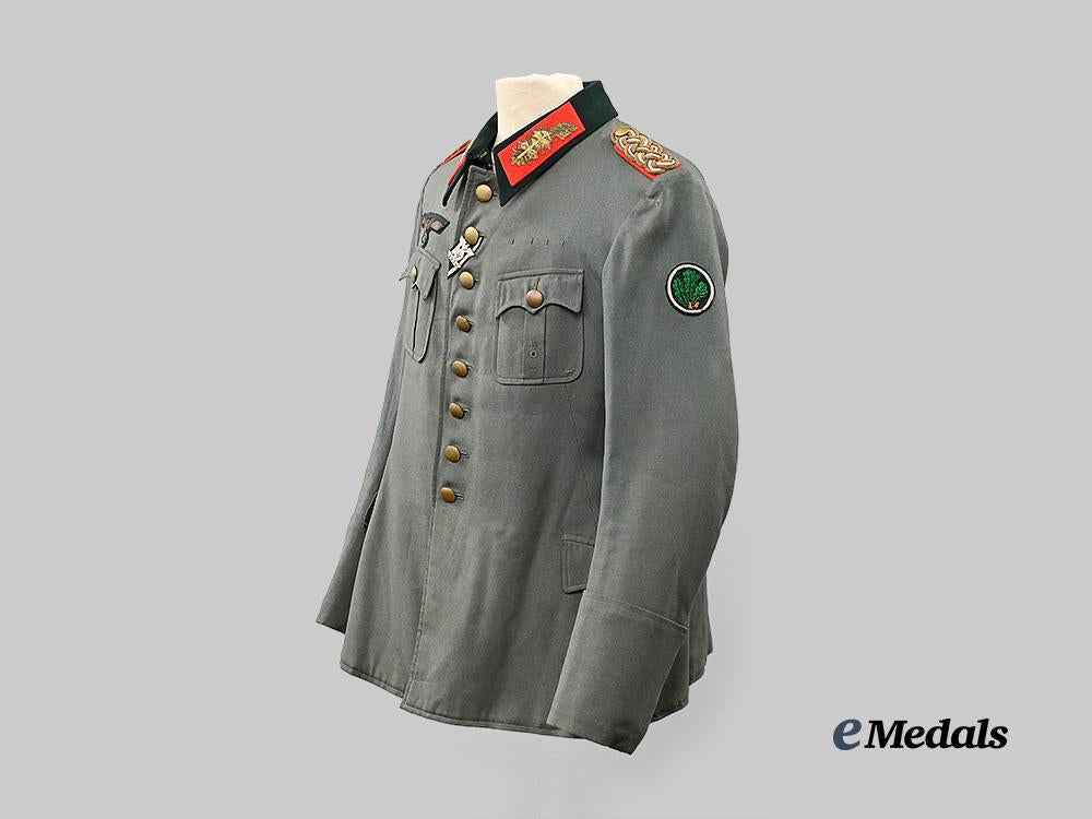 germany,_heer._a_generalmajor’s_service_uniform_e_medals__g61105_7