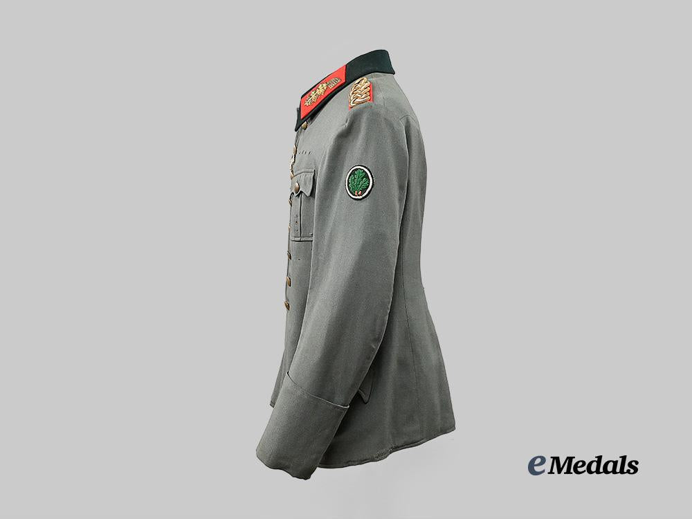 germany,_heer._a_generalmajor’s_service_uniform_e_medals__g61105_8