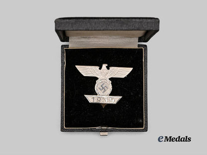 germany,_wehrmacht._a_mint1939_clasp_to_the_iron_cross_i_class,_with_case,_type_a_by_b._h._mayer_e_medals__g61106_3
