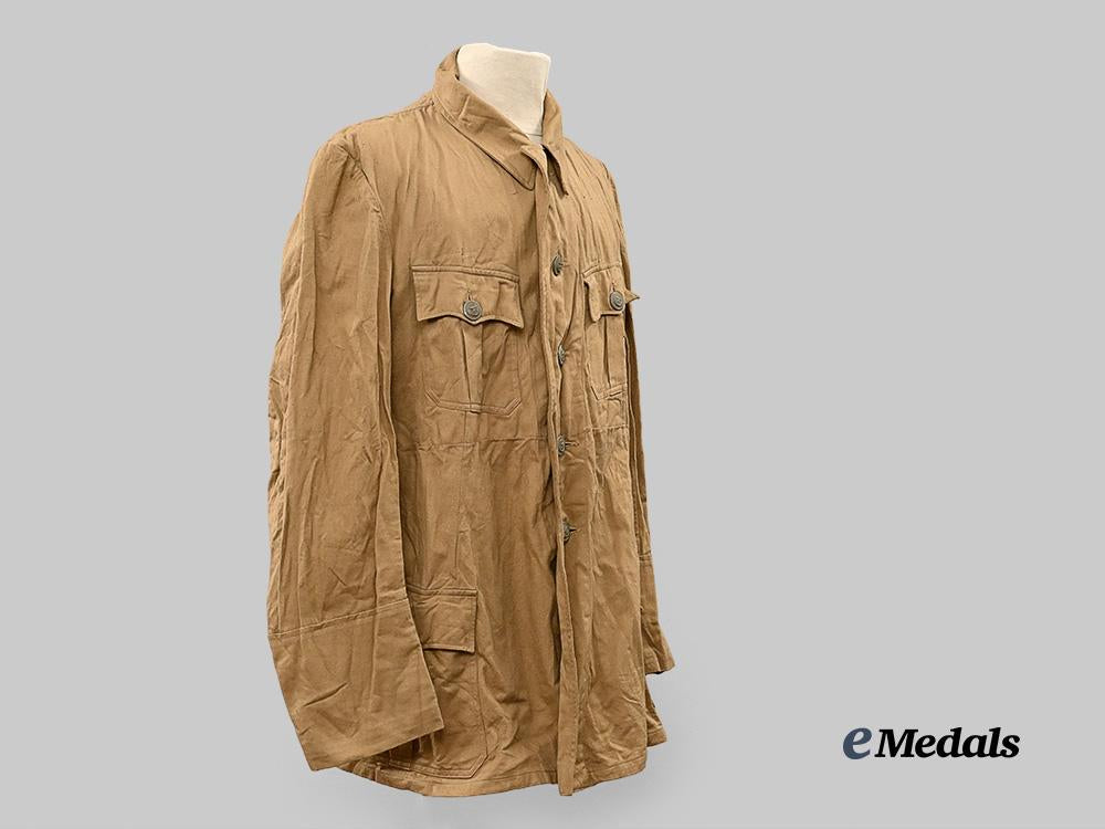 germany,_kriegsmarine._a_tropical_field_blouse,_by_m._sonntag&_söhne,_c.1942_e_medals__g61109_4