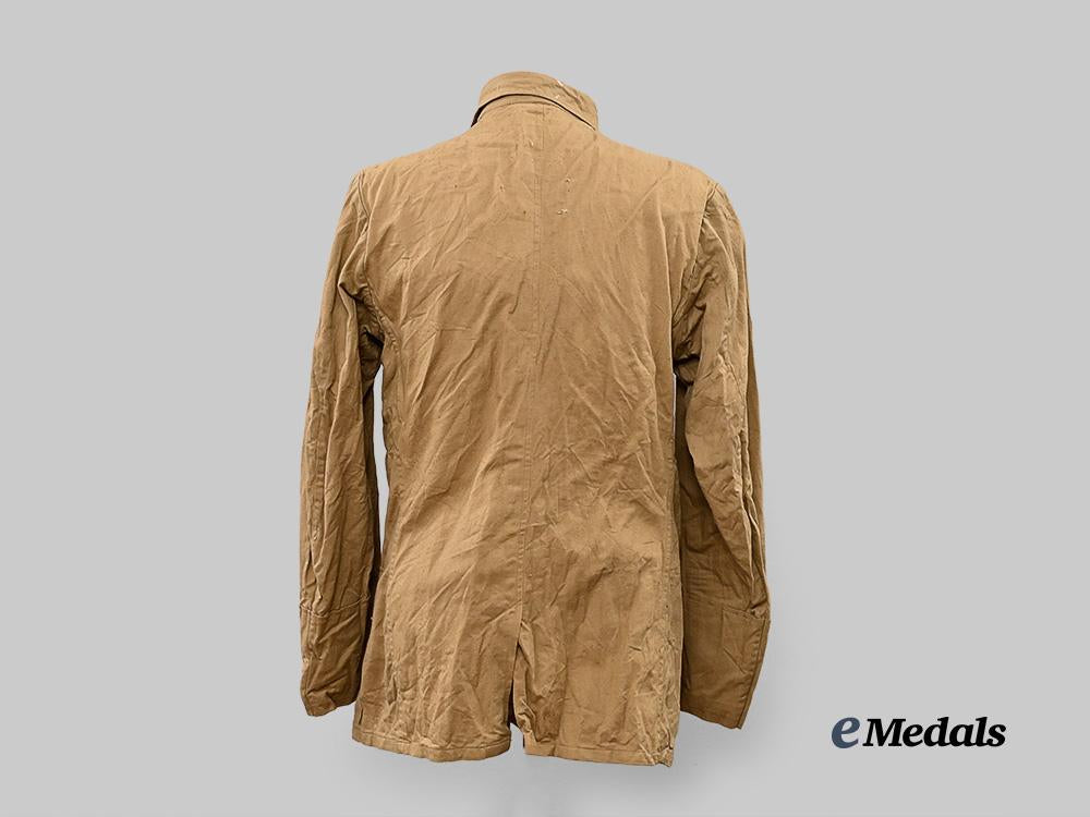 germany,_kriegsmarine._a_tropical_field_blouse,_by_m._sonntag&_söhne,_c.1942_e_medals__g61109_7