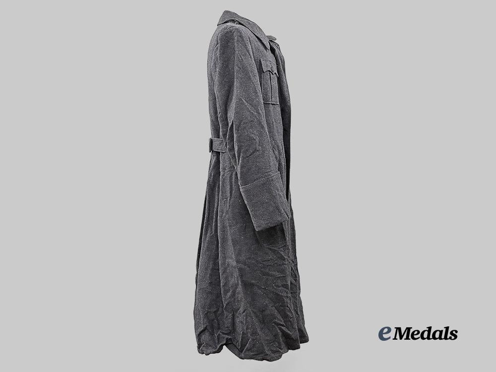 germany,_h_j._a_flak_helper’s_greatcoat_e_medals__g61110_6