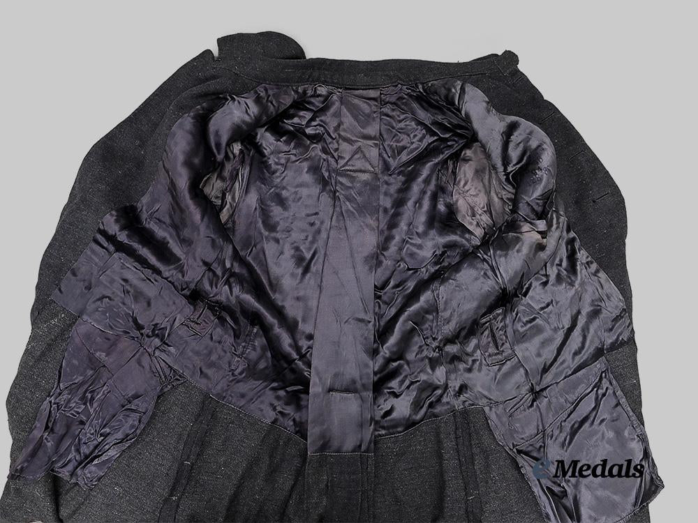 germany,_h_j._a_flak_helper’s_greatcoat_e_medals__g61110_8