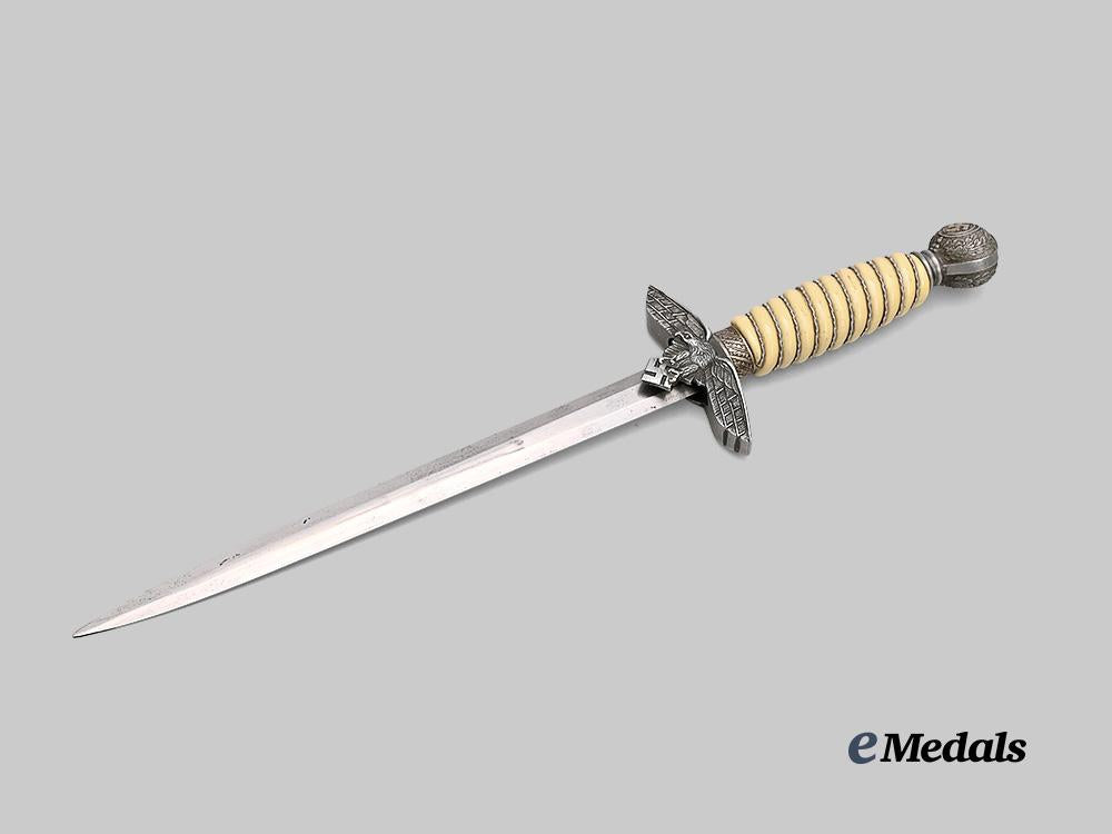 germany,_luftwaffe._an_officer’s_dress_dagger,_by_f._w._höller_e_medals__g61113_4