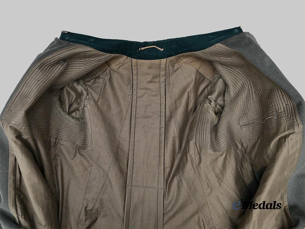 germany,_heer._an_m36_greatcoat_for_a_signals_major_e_medals__g61134_11