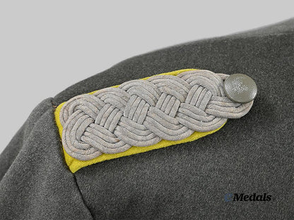 germany,_heer._an_m36_greatcoat_for_a_signals_major_e_medals__g61134_9