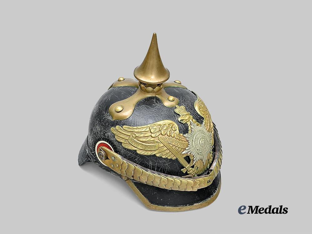 germany,_imperial._a_prussian_guard_regiment_pickelhaube_for_officer_ranks_e_medals__g61139_4