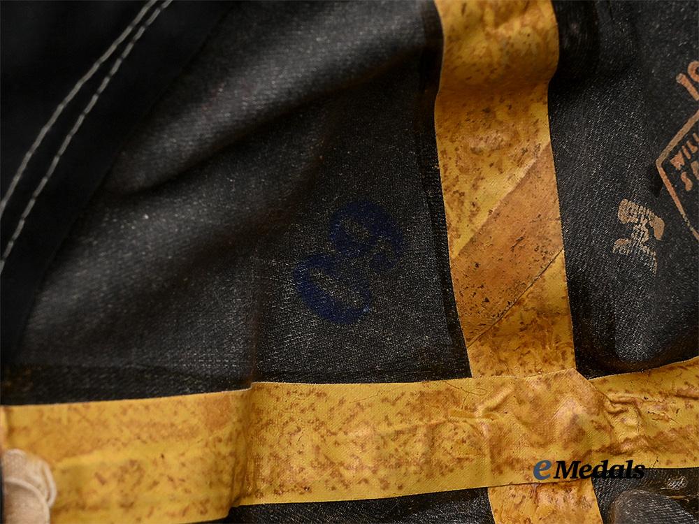 germany,_kriegsmarine._a_foul_weather_rain_cap,_by_willy_sprengpfeil_e_medals__g61154_8