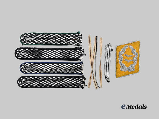 germany,_third_reich._a_mixed_lot_of_rank_insignia_e_medals__g61156_2