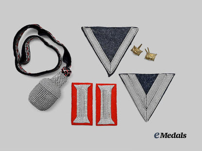 germany,_third_reich._a_mixed_lot_of_uniform_and_accessory_insignia_for_military_and_police_personnel_e_medals__g61157_2