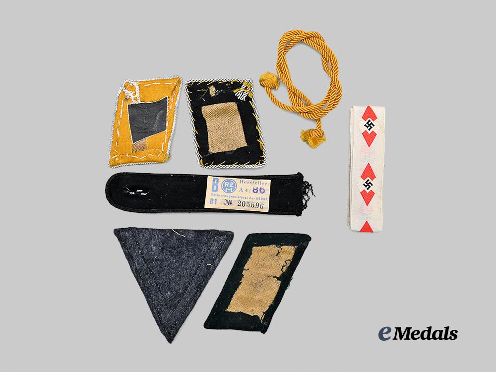 germany,_third_reich._a_mixed_lot_of_uniform_insignia_e_medals__g61159_3