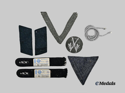 germany,_third_reich._a_mixed_lot_of_rank_and_specialist_insignia_e_medals__g61170_3