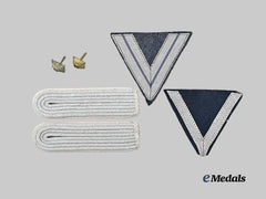 Germany, Wehrmacht. A Mixed Lot of Insignia for Officers and NCOs