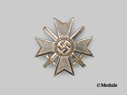 germany,_wehrmacht._a_war_merit_cross_i_class_with_swords_and_case,_by_kerbach&_oesterhelt_e_medals__g61184_6