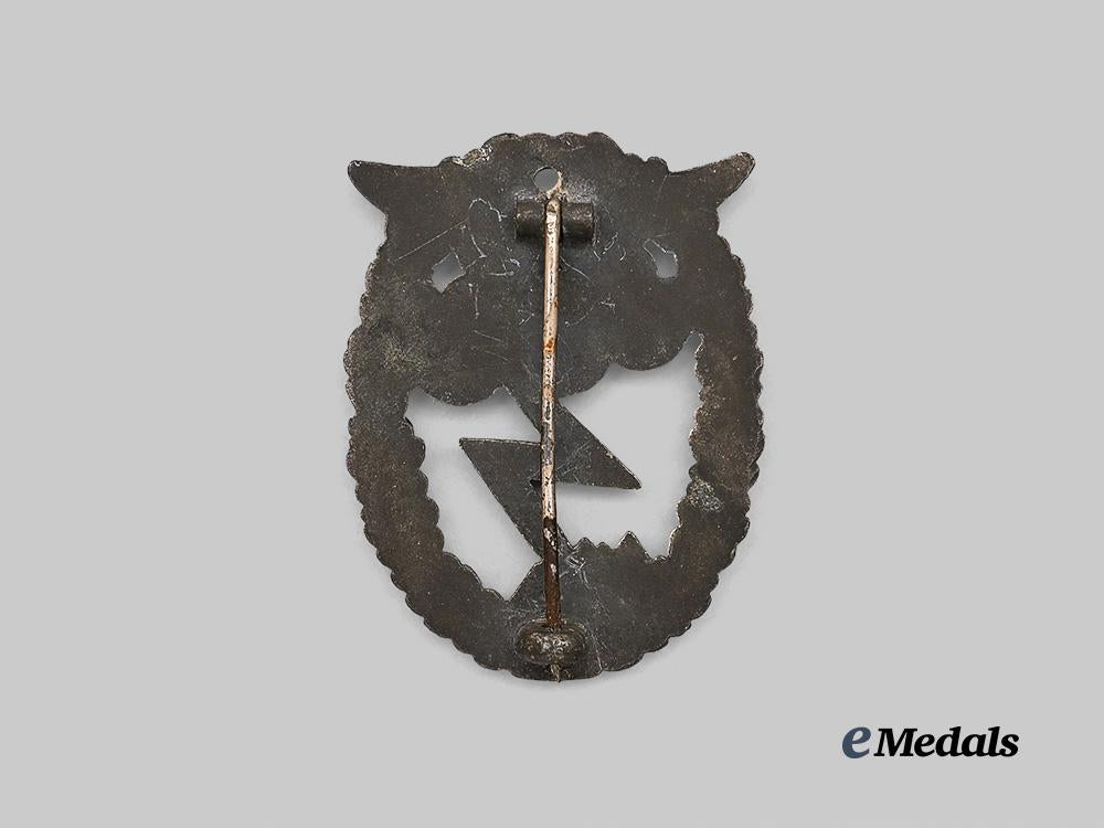 germany,_luftwaffe._a_ground_assault_badge,_by_arno_wallpach_e_medals__g61198_3