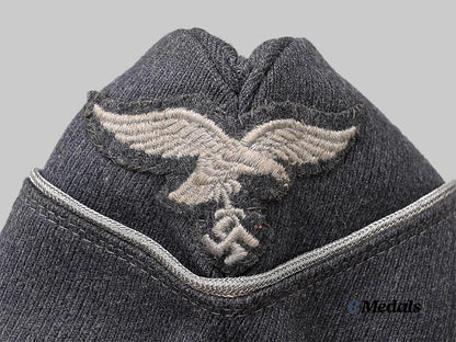 germany,_luftwaffe._an_officer’s_upgraded_overseas_field_cap_e_medals__g61221_4