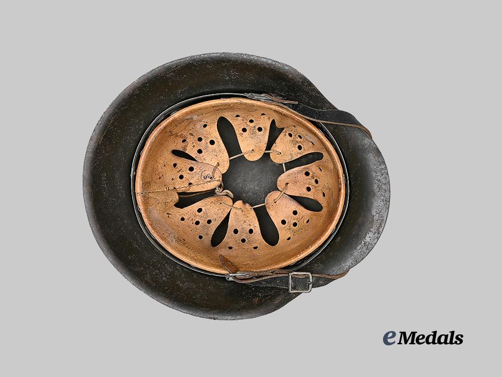 germany,_heer._an_m42_stahlhelm,_single_decal_version,_owner-_attributed_example_by_sächsische_emaillier-und_stanzwerke_e_medals__g61238_9