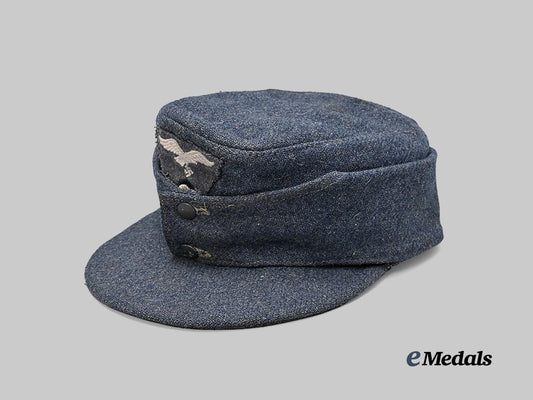 germany,_luftwaffe._an_m43_field_cap_for_enlisted_ranks,_late-_war_example_e_medals__g61241_4