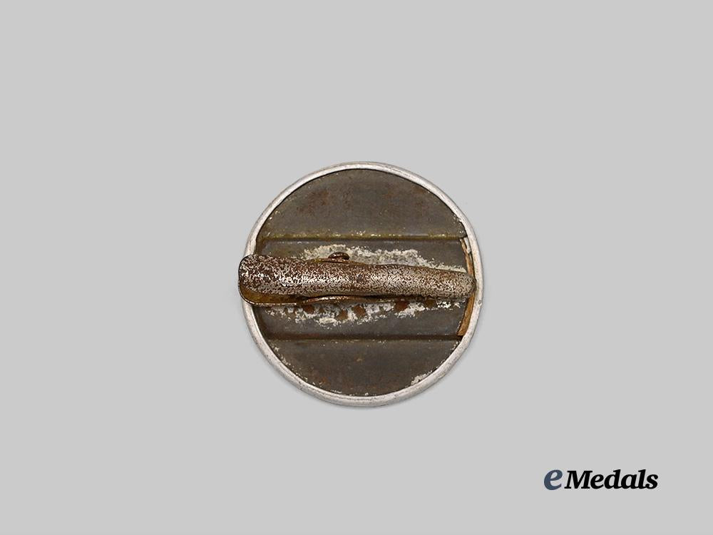 germany,_third_reich._a_focke-_wulf_aircraft_factory_civilian_employee’s_i_d_badge_e_medals__g61266_3