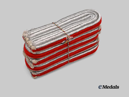 germany,_luftwaffe._a_lot_of_mint_and_unissued_flak/_artillery_leutnant_shoulder_boards_e_medals__g61276_3