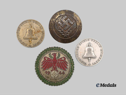 germany,_third_reich._a_mixed_lot_of_badges_and_medals_e_medals__g61281_2