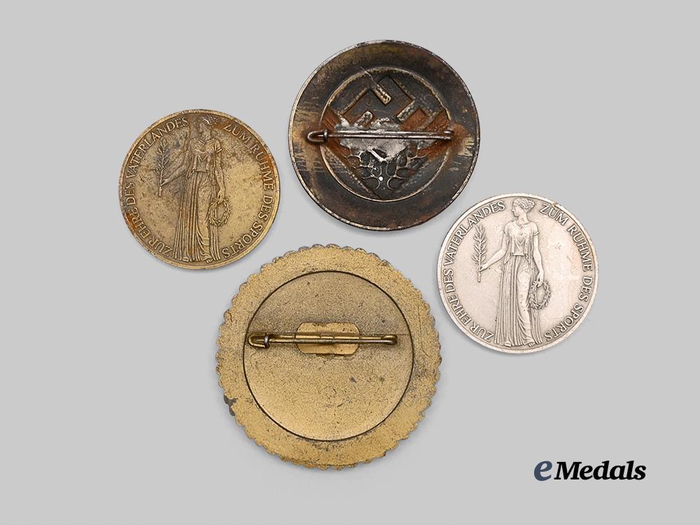 germany,_third_reich._a_mixed_lot_of_badges_and_medals_e_medals__g61281_3