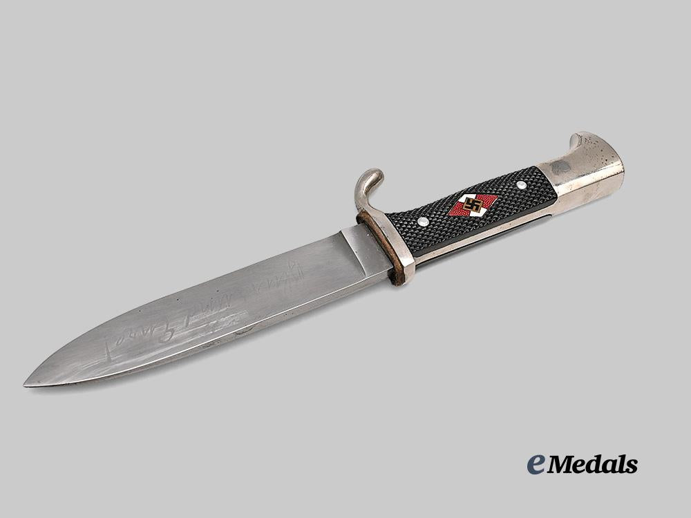 germany,_h_j._a_member’s_knife,_by_gottlieb_hammesfahr_e_medals__g61286_3