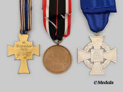 germany,_third_reich._a_mixed_lot_of_awards_for_military_and_civil_service_e_medals__g61309_6