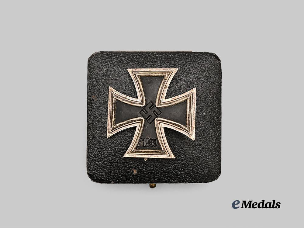 germany,_wehrmacht._a1939_iron_cross_i_class,_with_case,_zink_core_version_by_rudolf_souval_e_medals__g61313_4
