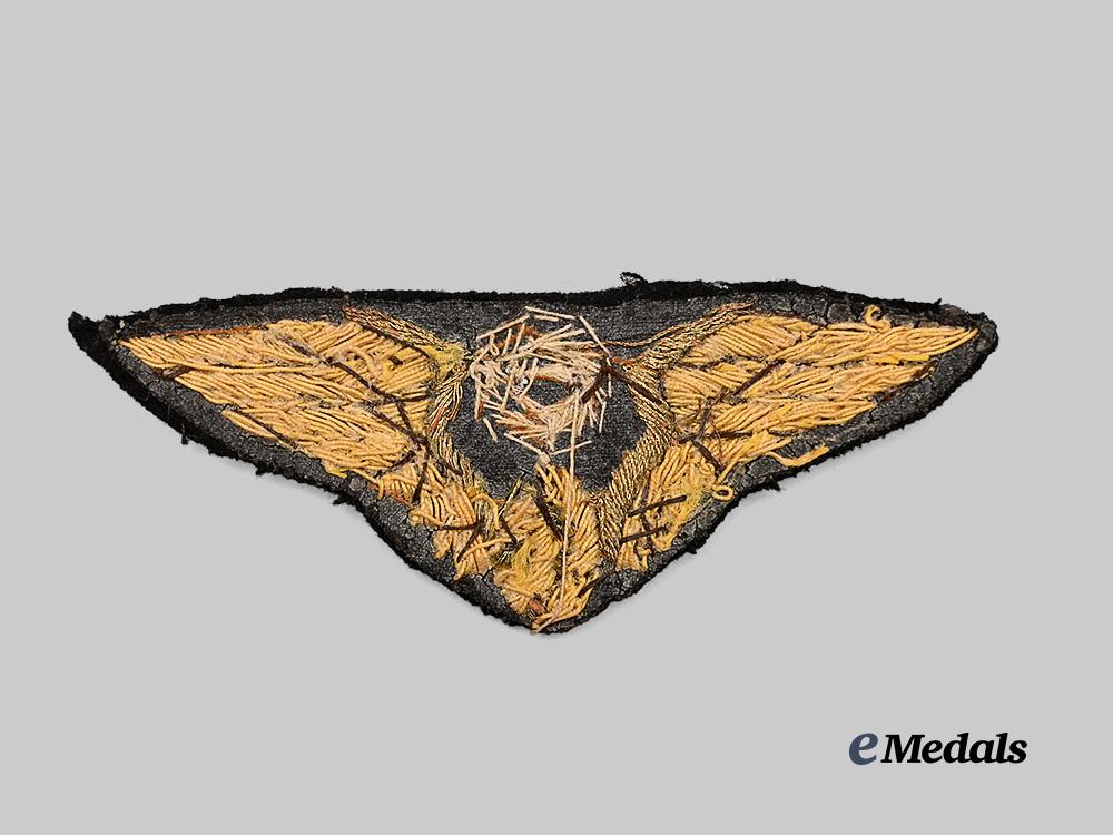 germany,_third_reich._a_reichsbahn_senior_official’s_visor_cap_insignia_e_medals__g61322_3